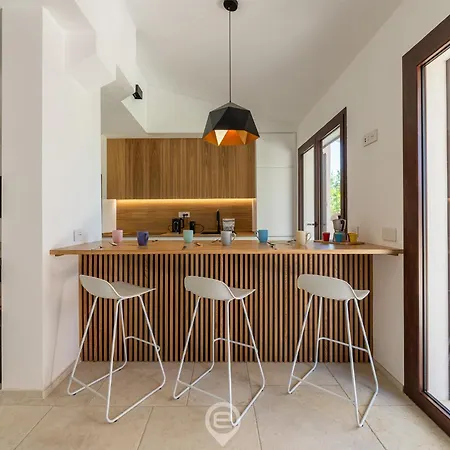 Estay - Reya - Family Retreat Ferienhaus Costa Rei